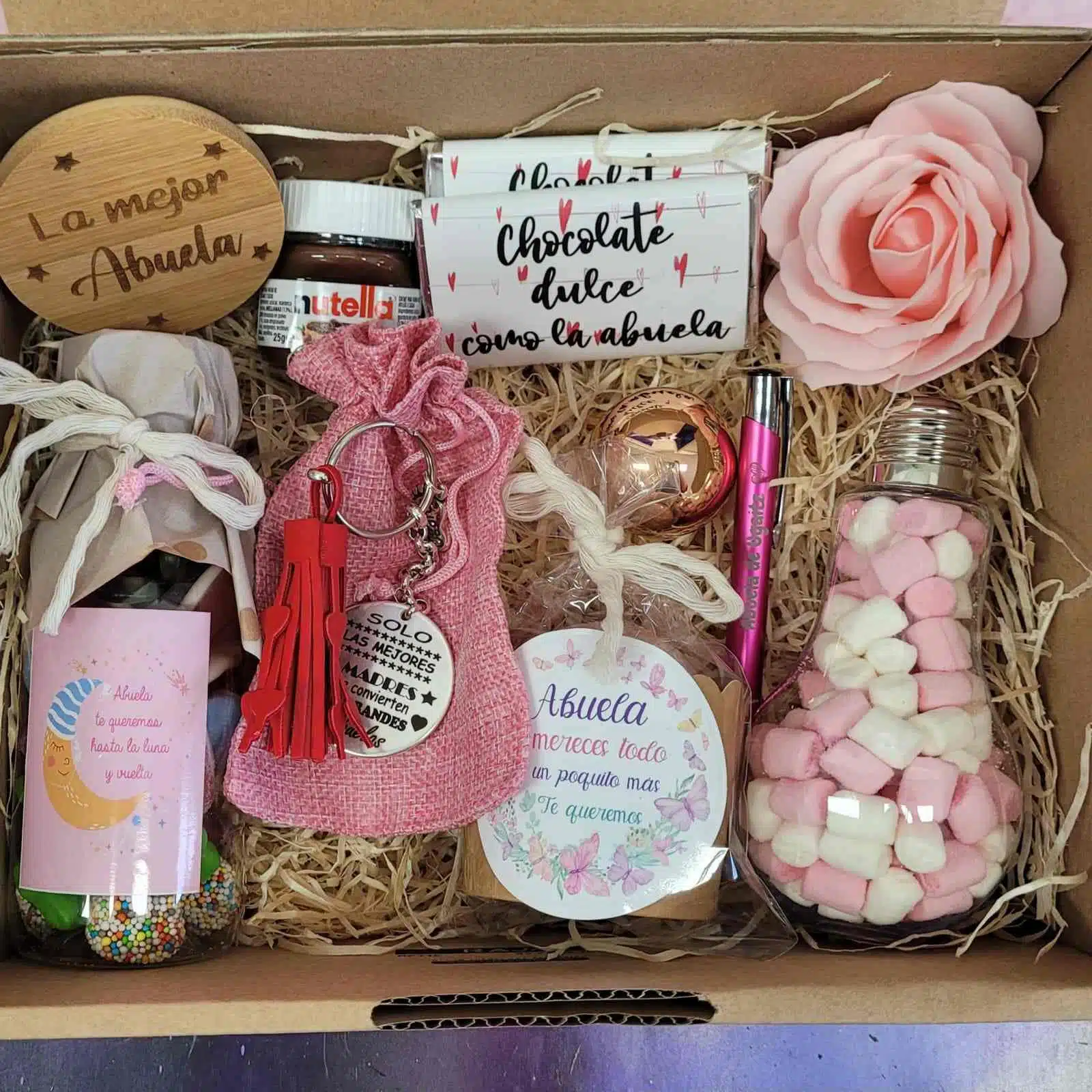 CAJAS DECORADAS PARA REGALOS  Wedding candy boxes, Unicorn craft, Baby  birthday gifts